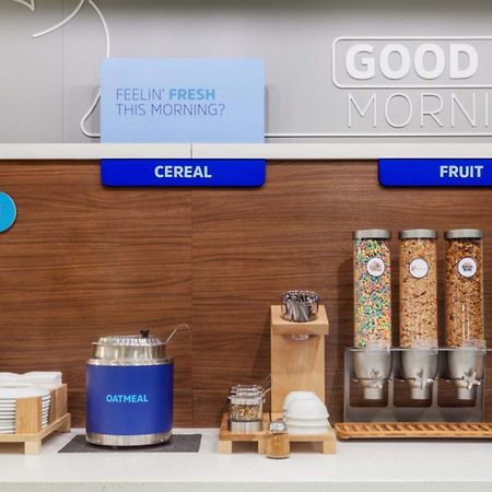 Holiday Inn Express Hotel & Suites Plainview By Ihg Εξωτερικό φωτογραφία