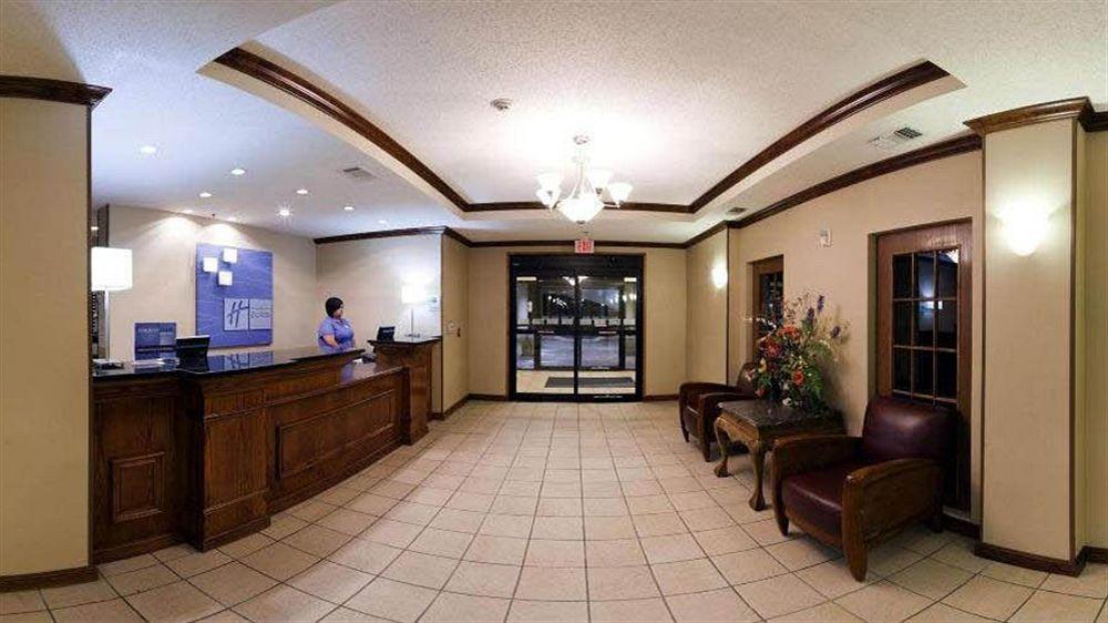 Holiday Inn Express Hotel & Suites Plainview By Ihg Εξωτερικό φωτογραφία