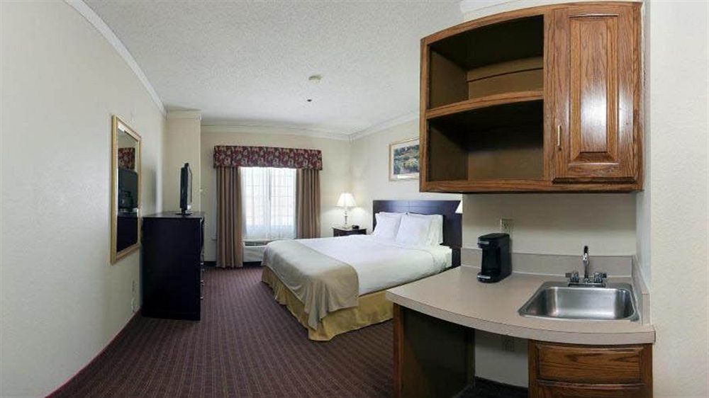 Holiday Inn Express Hotel & Suites Plainview By Ihg Εξωτερικό φωτογραφία